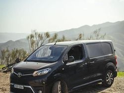 Begagnad 2017 Toyota Proace Executive Minibuss | 125 000 kr (Marknadspris)
