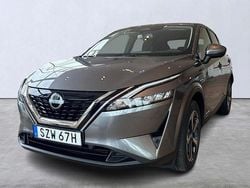 Grå Begagnad 2022 Nissan Qashqai SUV | 284 800 kr (Marknadspris)