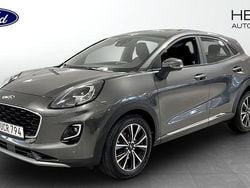 Grå (grey) Begagnad 2021 Ford Puma Gen-E Titanium SUV | 199 900 kr (Marknadspris)
