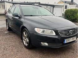 Grå Begagnad 2016 Volvo V70 Momentum Kombi | 91 000 kr (Superpris)