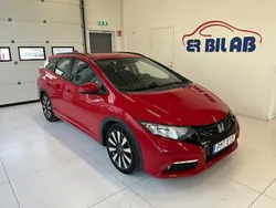 Röd Begagnad 2014 Honda Civic Elegance Kombi | 99 900 kr (Marknadspris)