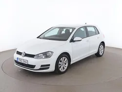 Vit Begagnad 2016 VW Golf VII Sedan | 124 000 kr (Marknadspris)