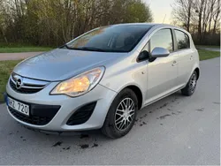 Grå Begagnad 2013 Opel Corsa Enjoy Halvkombi | 45 000 kr (Marknadspris)