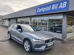 Grå (osmium grå met) Begagnad 2019 Volvo V60 CC Kombi | 289 000 kr (Marknadspris)