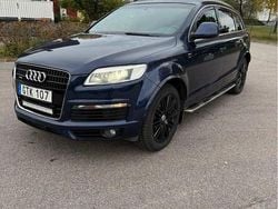 Blå Begagnad 2008 Audi Q7 S-Line SUV | 105 000 kr