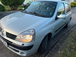 Begagnad 2004 Renault Clio II Halvkombi | 51 900 kr