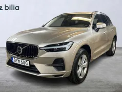 Ljusgrå Begagnad 2023 Volvo XC60 Core SUV | 399 900 kr (Superpris)