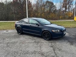 Blå Begagnad 2004 Volvo S40 Summum Sedan | 44 000 kr (Bra pris)