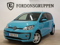 Ljusblå Begagnad 2018 VW up! S Halvkombi | 109 800 kr