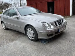 Silver Begagnad 2005 Mercedes C180 Sportkupé | 45 000 kr (Marknadspris)