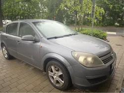 Grå Begagnad 2005 Opel Astra Halvkombi | 19 500 kr (Marknadspris)