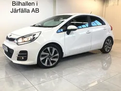 Vit Begagnad 2016 Kia Rio Halvkombi | 109 900 kr (Lite dyr)