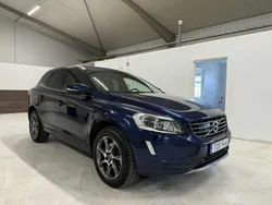 Blå Begagnad 2015 Volvo XC60 Momentum SUV | 159 900 kr (Marknadspris)