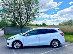 Vit Begagnad 2016 Kia Ceed Sportswagon Kombi | 118 500 kr (Marknadspris)