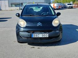 Svart Begagnad 2008 Citroën C1 Halvkombi | 17 900 kr (Dyr)