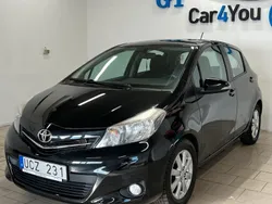 Svart Begagnad 2012 Toyota Yaris Active Halvkombi | 64 500 kr (Marknadspris)