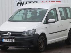 Vit Begagnad 2017 VW Caddy Minibuss | 86 900 kr