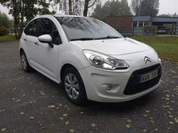 Vit Begagnad 2012 Citroën C3 Halvkombi | 49 000 kr (Marknadspris)