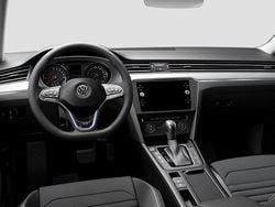 Mörkgrå (mangan grey metallic) Begagnad 2020 VW Passat GTE Kombi | 229 900 kr (Marknadspris)