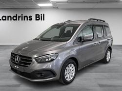 Grå Begagnad 2024 Mercedes 180 Premium Sedan | 381 120 kr (Lite dyr)