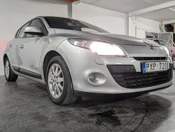 Silver Begagnad 2011 Renault Mégane III Halvkombi | 42 500 kr (Marknadspris)