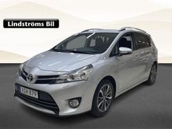 Silver Begagnad 2016 Toyota Verso Active Minibuss | 169 900 kr (Marknadspris)