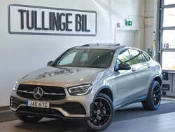 Silver Begagnad 2022 Mercedes GLC300e AMG Line Premium Plus Sportkupé | 574 900 kr (Marknadspris)