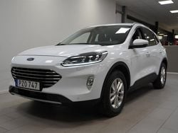Vit Begagnad 2021 Ford Kuga Titanium SUV | 234 800 kr (Marknadspris)