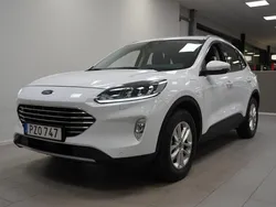 Vit Begagnad 2021 Ford Kuga Titanium SUV | 234 800 kr (Bra pris)