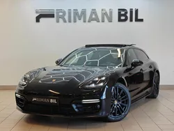 Svart Begagnad 2018 Porsche Panamera GTS Sport Turismo Sedan | 799 900 kr