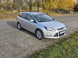 Grå Begagnad 2014 Ford Focus Titanium Kombi | 55 000 kr (Marknadspris)