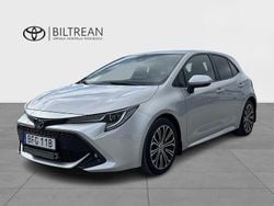 Silver Begagnad 2019 Toyota Corolla Style Halvkombi | 219 000 kr (Marknadspris)