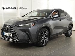 Grå Begagnad 2022 Lexus NX450h+ Luxury Line SUV | 509 900 kr (Bra pris)