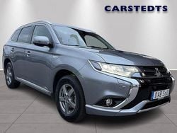 Grå Begagnad 2017 Mitsubishi Outlander P-HEV SUV | 238 900 kr (Marknadspris)