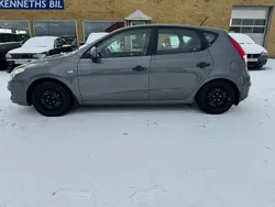 Grå Begagnad 2009 Hyundai i30 Halvkombi | 59 500 kr (Dyr)