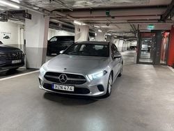 Silver Begagnad 2019 Mercedes A200 Halvkombi | 210 000 kr (Superpris)