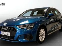 Blå (atollblå metallic) Begagnad 2022 Audi A3 Sportback Proline Halvkombi | 259 000 kr (Marknadspris)