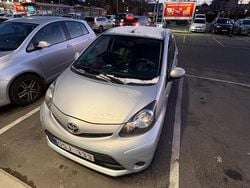 Silver Begagnad 2013 Toyota Aygo Halvkombi | 47 000 kr (Marknadspris)