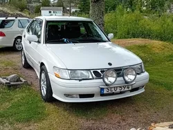 Vit Begagnad 2001 Saab 9-3 Halvkombi | 13 500 kr (Lite dyr)