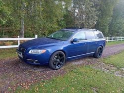 Blå Begagnad 2009 Volvo V70 Kombi | 45 000 kr (Bra pris)