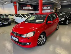 Röd Begagnad 2012 VW Golf VII Dark Label Halvkombi | 69 800 kr (Marknadspris)