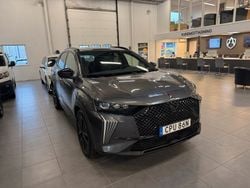 Grå Begagnad 2023 DS Automobiles DS7 Crossback Performance Line Plus SUV | 399 900 kr (Marknadspris)