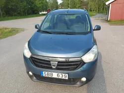 Blå Begagnad 2014 Dacia Lodgy Minibuss | 66 000 kr (Marknadspris)