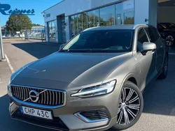 Grå Begagnad 2021 Volvo V60 Inscription Kombi | 279 800 kr (Bra pris)