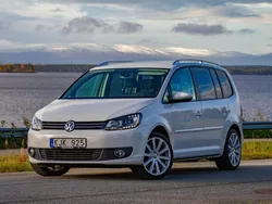 Vit Begagnad 2012 VW Touran GT Minibuss | 75 000 kr (Bra pris)