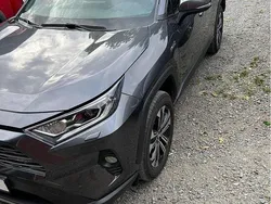 Grå Begagnad 2021 Toyota RAV4 Hybrid Executive SUV | 355 000 kr (Marknadspris)