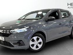 Grå (grey) Begagnad 2023 Dacia Sandero Essentiel Halvkombi | 189 900 kr (Dyr)