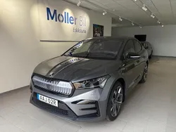 Grå (grafitgrå metallic) Begagnad 2023 Skoda Enyaq iV RS SUV | 524 900 kr