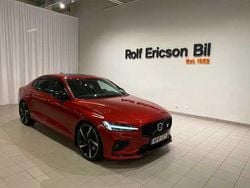 Röd Begagnad 2020 Volvo S60 R-Design Sedan | 319 500 kr (Marknadspris)