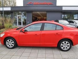 Röd Begagnad 2011 Volvo S60 Sedan | 64 900 kr (Bra pris)